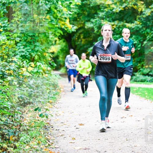 12.10.2025 - Bramfelder Halbmarathon 2025 Dr. Thomas Lammeyer http://msf.ph/oto/9358760 12.10.2025 11:05:30 Laufen 2959, 560 meine-sportfotos.de