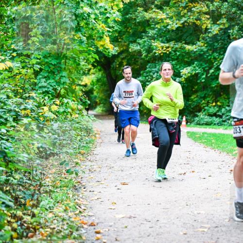 12.10.2025 - Bramfelder Halbmarathon 2025 Dr. Thomas Lammeyer http://msf.ph/oto/9358777 12.10.2025 11:05:33 Laufen 2789, 2831 meine-sportfotos.de