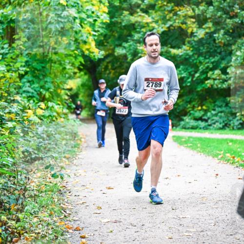 12.10.2025 - Bramfelder Halbmarathon 2025 Dr. Thomas Lammeyer http://msf.ph/oto/9358791 12.10.2025 11:05:36 Laufen 2822, 2789 meine-sportfotos.de