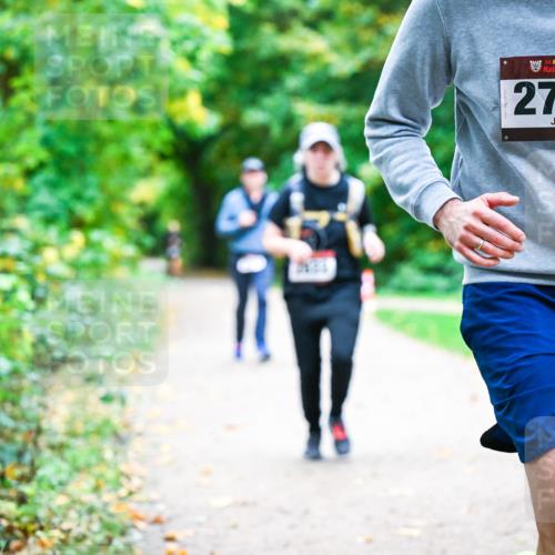 12.10.2025 - Bramfelder Halbmarathon 2025 Dr. Thomas Lammeyer http://msf.ph/oto/9358802 12.10.2025 11:05:38 Laufen 34, 2789 meine-sportfotos.de