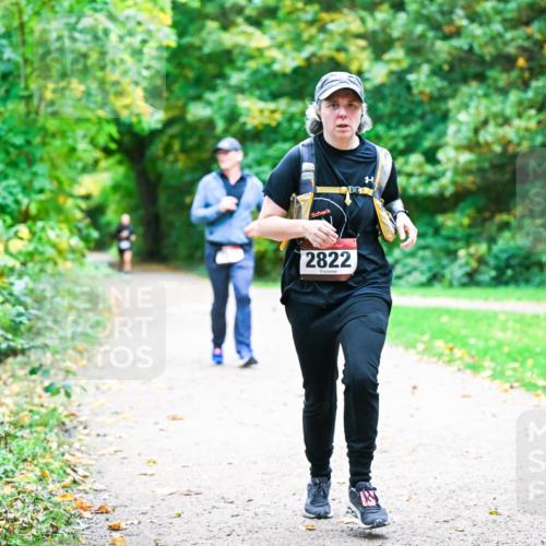 12.10.2025 - Bramfelder Halbmarathon 2025 Dr. Thomas Lammeyer http://msf.ph/oto/9358805 12.10.2025 11:05:39 Laufen 2822 meine-sportfotos.de
