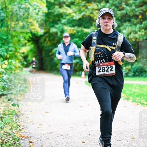 12.10.2025 - Bramfelder Halbmarathon 2025 Dr. Thomas Lammeyer http://msf.ph/oto/9358808 12.10.2025 11:05:39 Laufen 2822, 34 meine-sportfotos.de