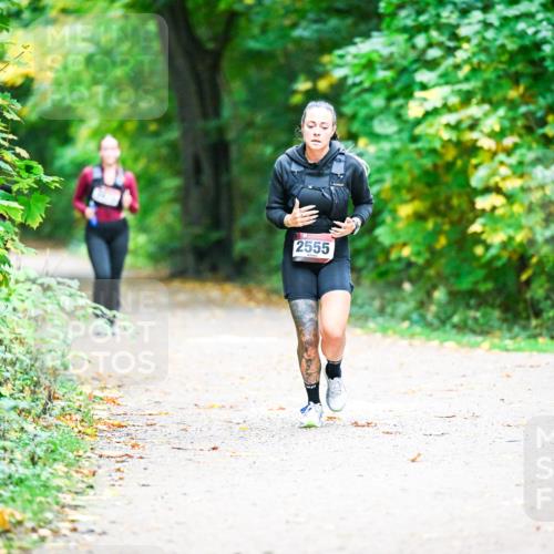 12.10.2025 - Bramfelder Halbmarathon 2025 Dr. Thomas Lammeyer http://msf.ph/oto/9358829 12.10.2025 11:05:46 Laufen 0, 2555 meine-sportfotos.de