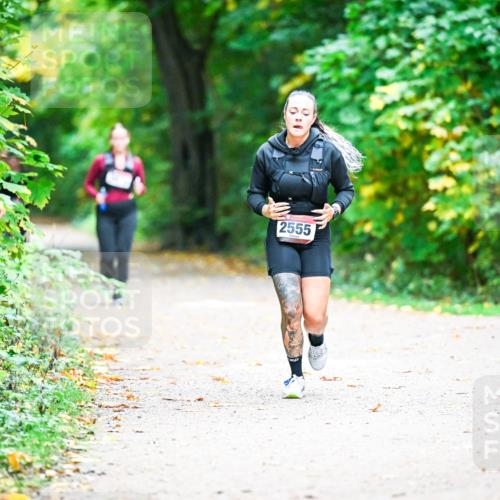 12.10.2025 - Bramfelder Halbmarathon 2025 Dr. Thomas Lammeyer http://msf.ph/oto/9358834 12.10.2025 11:05:46 Laufen 2555 meine-sportfotos.de