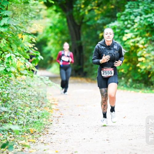 12.10.2025 - Bramfelder Halbmarathon 2025 Dr. Thomas Lammeyer http://msf.ph/oto/9358843 12.10.2025 11:05:48 Laufen 2555 meine-sportfotos.de