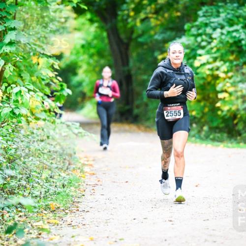 12.10.2025 - Bramfelder Halbmarathon 2025 Dr. Thomas Lammeyer http://msf.ph/oto/9358844 12.10.2025 11:05:48 Laufen 2555 meine-sportfotos.de