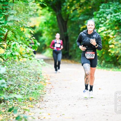 12.10.2025 - Bramfelder Halbmarathon 2025 Dr. Thomas Lammeyer http://msf.ph/oto/9358846 12.10.2025 11:05:48 Laufen 2555 meine-sportfotos.de