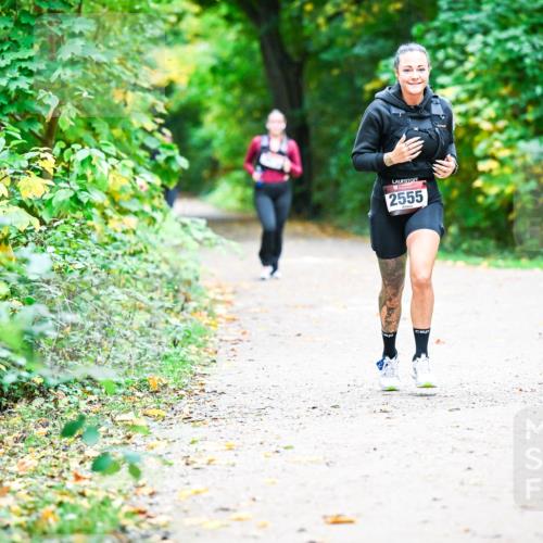 12.10.2025 - Bramfelder Halbmarathon 2025 Dr. Thomas Lammeyer http://msf.ph/oto/9358849 12.10.2025 11:05:49 Laufen 2555 meine-sportfotos.de