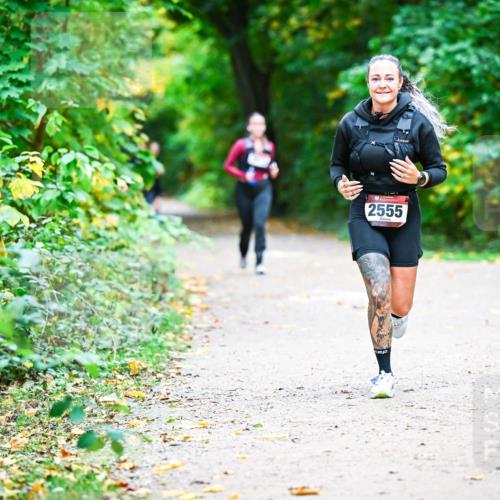 12.10.2025 - Bramfelder Halbmarathon 2025 Dr. Thomas Lammeyer http://msf.ph/oto/9358853 12.10.2025 11:05:49 Laufen 2555 meine-sportfotos.de