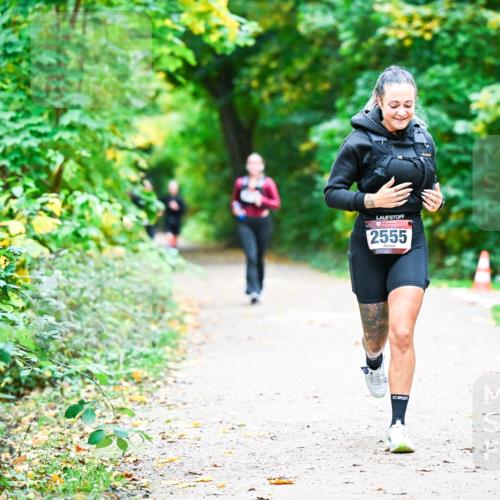 12.10.2025 - Bramfelder Halbmarathon 2025 Dr. Thomas Lammeyer http://msf.ph/oto/9358861 12.10.2025 11:05:50 Laufen 2555 meine-sportfotos.de