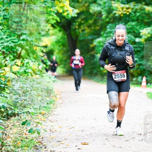 12.10.2025 - Bramfelder Halbmarathon 2025 Dr. Thomas Lammeyer http://msf.ph/oto/9358862 12.10.2025 11:05:51 Laufen 2555 meine-sportfotos.de
