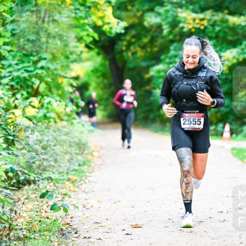 12.10.2025 - Bramfelder Halbmarathon 2025 Dr. Thomas Lammeyer http://msf.ph/oto/9358864 12.10.2025 11:05:51 Laufen 4, 2555 meine-sportfotos.de