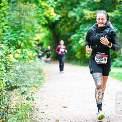12.10.2025 - Bramfelder Halbmarathon 2025 Dr. Thomas Lammeyer http://msf.ph/oto/9358869 12.10.2025 11:05:52 Laufen 2555 meine-sportfotos.de