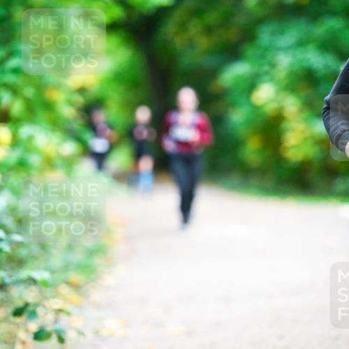 12.10.2025 - Bramfelder Halbmarathon 2025 Dr. Thomas Lammeyer http://msf.ph/oto/9358873 12.10.2025 11:05:52 Laufen 34, 255 meine-sportfotos.de