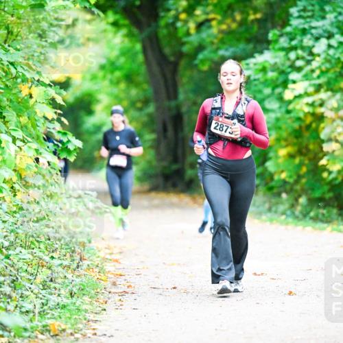 12.10.2025 - Bramfelder Halbmarathon 2025 Dr. Thomas Lammeyer http://msf.ph/oto/9358886 12.10.2025 11:05:54 Laufen 2873 meine-sportfotos.de