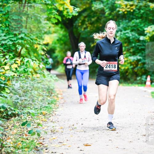 12.10.2025 - Bramfelder Halbmarathon 2025 Dr. Thomas Lammeyer http://msf.ph/oto/9358969 12.10.2025 11:06:12 Laufen 2418 meine-sportfotos.de