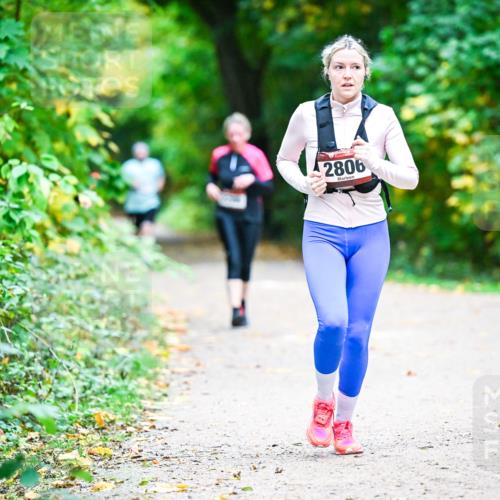 12.10.2025 - Bramfelder Halbmarathon 2025 Dr. Thomas Lammeyer http://msf.ph/oto/9358980 12.10.2025 11:06:15 Laufen 2806 meine-sportfotos.de