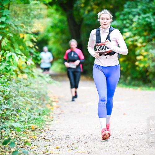 12.10.2025 - Bramfelder Halbmarathon 2025 Dr. Thomas Lammeyer http://msf.ph/oto/9358981 12.10.2025 11:06:15 Laufen 280 meine-sportfotos.de