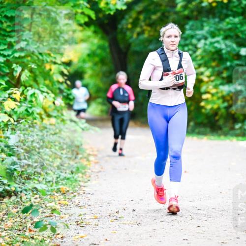 12.10.2025 - Bramfelder Halbmarathon 2025 Dr. Thomas Lammeyer http://msf.ph/oto/9358984 12.10.2025 11:06:15 Laufen 06 meine-sportfotos.de