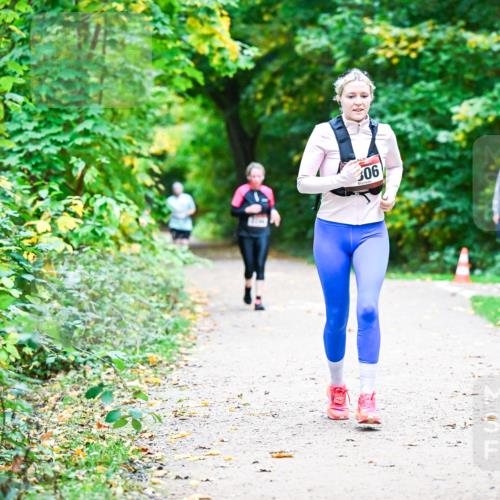12.10.2025 - Bramfelder Halbmarathon 2025 Dr. Thomas Lammeyer http://msf.ph/oto/9358989 12.10.2025 11:06:16 Laufen 306 meine-sportfotos.de
