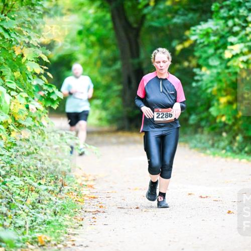 12.10.2025 - Bramfelder Halbmarathon 2025 Dr. Thomas Lammeyer http://msf.ph/oto/9358992 12.10.2025 11:06:17 Laufen 2286 meine-sportfotos.de