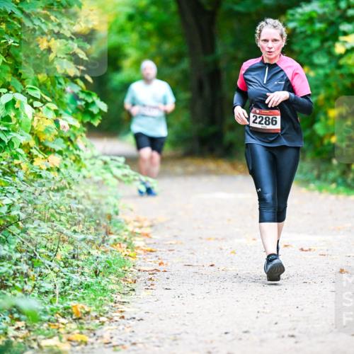 12.10.2025 - Bramfelder Halbmarathon 2025 Dr. Thomas Lammeyer http://msf.ph/oto/9358999 12.10.2025 11:06:18 Laufen 2286 meine-sportfotos.de