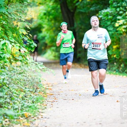 12.10.2025 - Bramfelder Halbmarathon 2025 Dr. Thomas Lammeyer http://msf.ph/oto/9359015 12.10.2025 11:06:24 Laufen 2979, 2467 meine-sportfotos.de