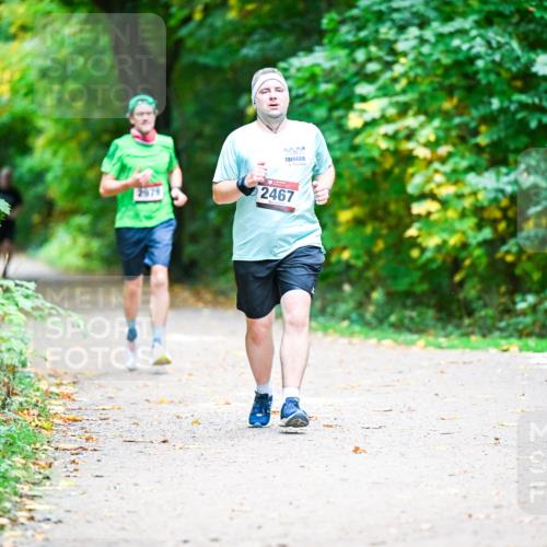 12.10.2025 - Bramfelder Halbmarathon 2025 Dr. Thomas Lammeyer http://msf.ph/oto/9359016 12.10.2025 11:06:24 Laufen 2979, 2467 meine-sportfotos.de