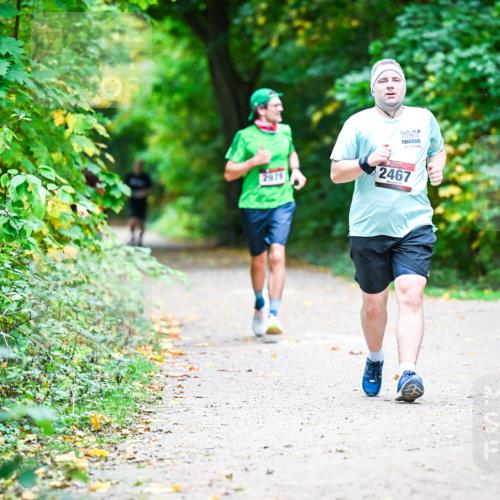 12.10.2025 - Bramfelder Halbmarathon 2025 Dr. Thomas Lammeyer http://msf.ph/oto/9359027 12.10.2025 11:06:26 Laufen 2979, 2467 meine-sportfotos.de