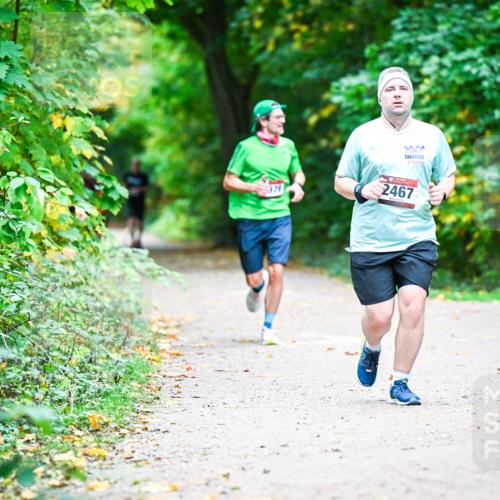 12.10.2025 - Bramfelder Halbmarathon 2025 Dr. Thomas Lammeyer http://msf.ph/oto/9359028 12.10.2025 11:06:26 Laufen 2467 meine-sportfotos.de