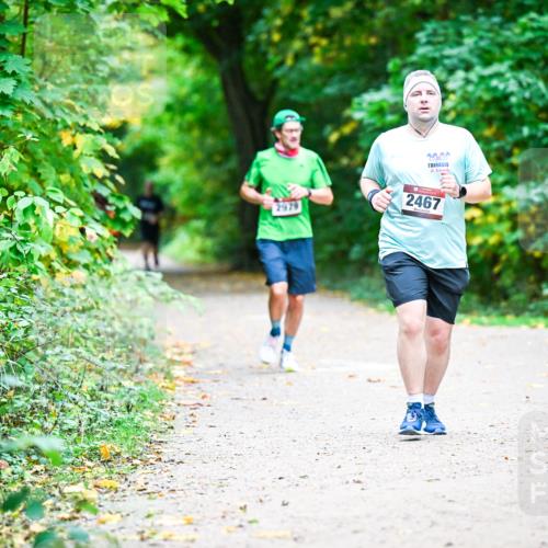12.10.2025 - Bramfelder Halbmarathon 2025 Dr. Thomas Lammeyer http://msf.ph/oto/9359029 12.10.2025 11:06:26 Laufen 2979, 20, 00, 2467 meine-sportfotos.de
