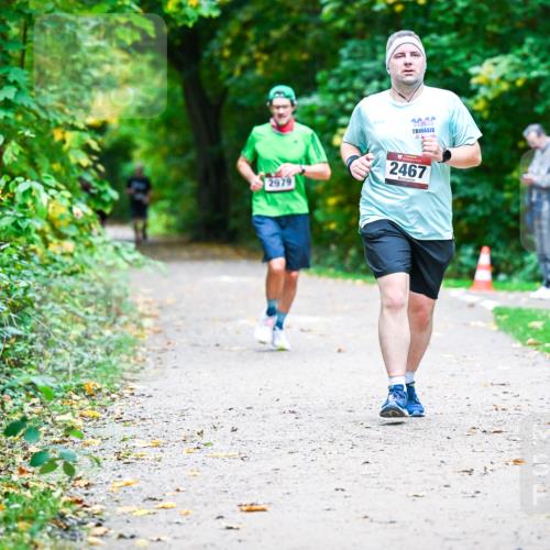 12.10.2025 - Bramfelder Halbmarathon 2025 Dr. Thomas Lammeyer http://msf.ph/oto/9359037 12.10.2025 11:06:28 Laufen 2979, 2467 meine-sportfotos.de