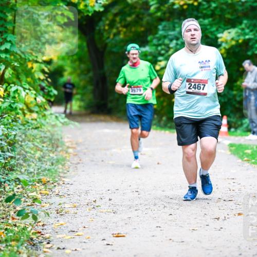 12.10.2025 - Bramfelder Halbmarathon 2025 Dr. Thomas Lammeyer http://msf.ph/oto/9359039 12.10.2025 11:06:28 Laufen 1, 20, 2979, 2467 meine-sportfotos.de