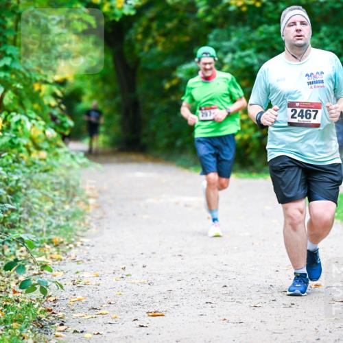 12.10.2025 - Bramfelder Halbmarathon 2025 Dr. Thomas Lammeyer http://msf.ph/oto/9359044 12.10.2025 11:06:29 Laufen 2467 meine-sportfotos.de