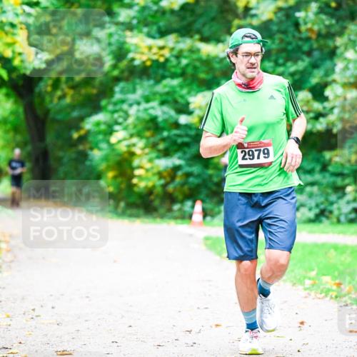 12.10.2025 - Bramfelder Halbmarathon 2025 Dr. Thomas Lammeyer http://msf.ph/oto/9359056 12.10.2025 11:06:31 Laufen 2979 meine-sportfotos.de