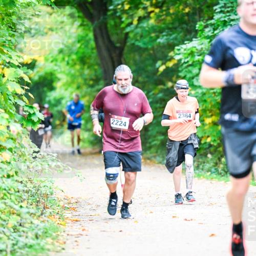 12.10.2025 - Bramfelder Halbmarathon 2025 Dr. Thomas Lammeyer http://msf.ph/oto/9359073 12.10.2025 11:06:43 Laufen 2224, 2364, 2854 meine-sportfotos.de