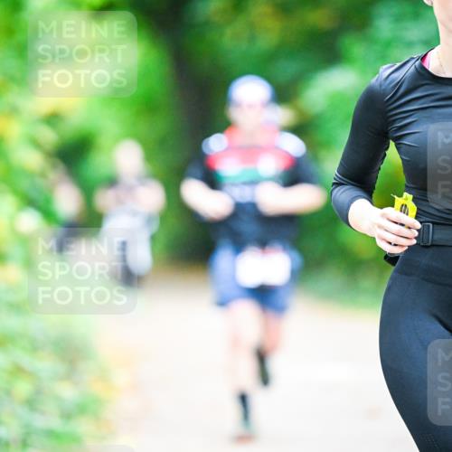 12.10.2025 - Bramfelder Halbmarathon 2025 Dr. Thomas Lammeyer http://msf.ph/oto/9359114 12.10.2025 11:07:00 Laufen 25, 34 meine-sportfotos.de