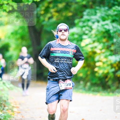 12.10.2025 - Bramfelder Halbmarathon 2025 Dr. Thomas Lammeyer http://msf.ph/oto/9359117 12.10.2025 11:07:01 Laufen 2559, 78 meine-sportfotos.de