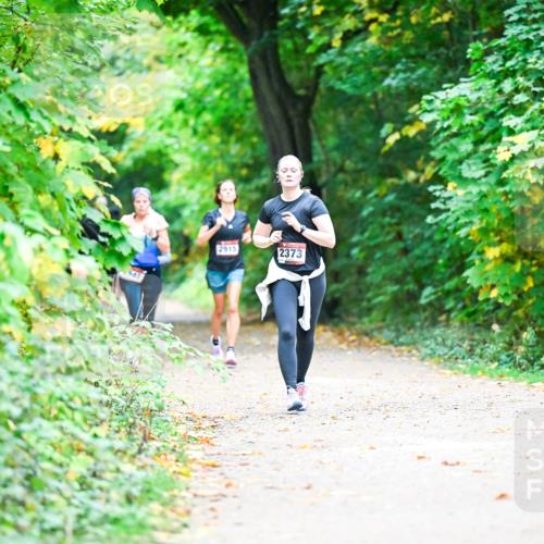 12.10.2025 - Bramfelder Halbmarathon 2025 Dr. Thomas Lammeyer http://msf.ph/oto/9359128 12.10.2025 11:07:04 Laufen 2915, 2373 meine-sportfotos.de