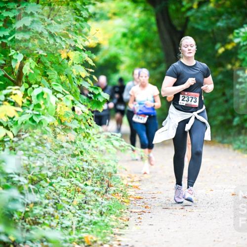 12.10.2025 - Bramfelder Halbmarathon 2025 Dr. Thomas Lammeyer http://msf.ph/oto/9359154 12.10.2025 11:07:07 Laufen 2641, 2373, 134 meine-sportfotos.de