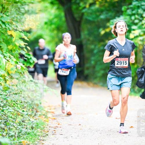 12.10.2025 - Bramfelder Halbmarathon 2025 Dr. Thomas Lammeyer http://msf.ph/oto/9359166 12.10.2025 11:07:11 Laufen 2645, 2915, 20 meine-sportfotos.de