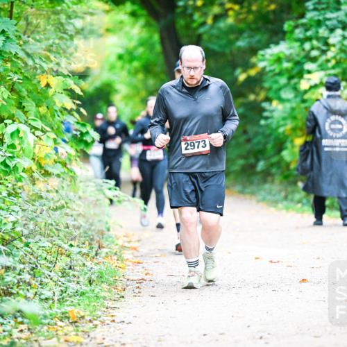 12.10.2025 - Bramfelder Halbmarathon 2025 Dr. Thomas Lammeyer http://msf.ph/oto/9359185 12.10.2025 11:07:19 Laufen 2973 meine-sportfotos.de