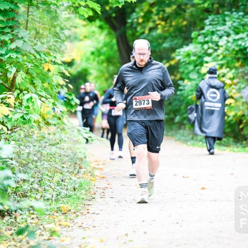 12.10.2025 - Bramfelder Halbmarathon 2025 Dr. Thomas Lammeyer http://msf.ph/oto/9359190 12.10.2025 11:07:20 Laufen 2973 meine-sportfotos.de