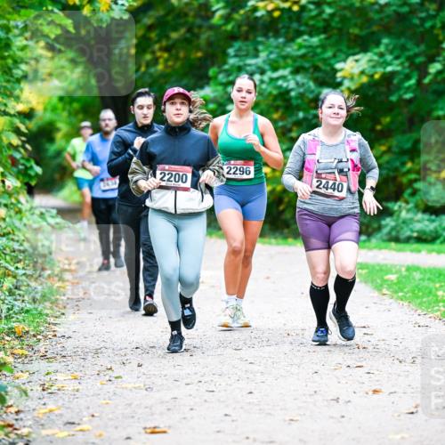 12.10.2025 - Bramfelder Halbmarathon 2025 Dr. Thomas Lammeyer http://msf.ph/oto/9359257 12.10.2025 11:07:33 Laufen 2200, 2296, 2440 meine-sportfotos.de