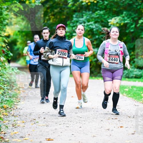 12.10.2025 - Bramfelder Halbmarathon 2025 Dr. Thomas Lammeyer http://msf.ph/oto/9359259 12.10.2025 11:07:33 Laufen 2200, 2440, 2296 meine-sportfotos.de