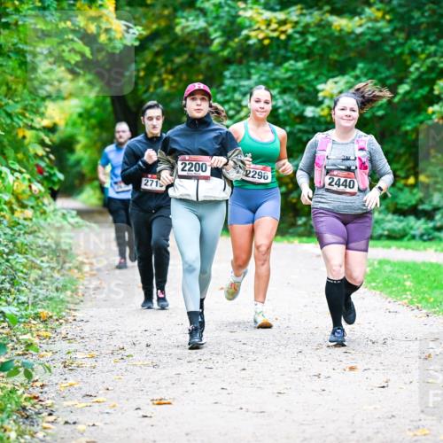 12.10.2025 - Bramfelder Halbmarathon 2025 Dr. Thomas Lammeyer http://msf.ph/oto/9359261 12.10.2025 11:07:33 Laufen 2200, 2296, 2440, 271 meine-sportfotos.de