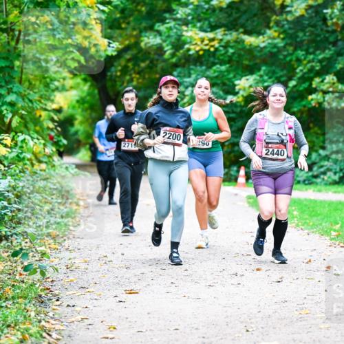 12.10.2025 - Bramfelder Halbmarathon 2025 Dr. Thomas Lammeyer http://msf.ph/oto/9359264 12.10.2025 11:07:33 Laufen 2200, 296, 2719, 2440 meine-sportfotos.de