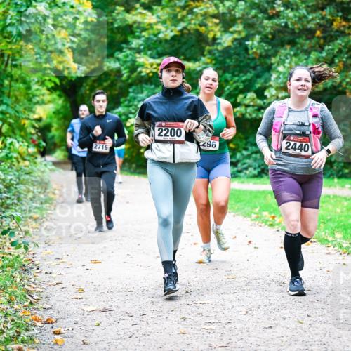 12.10.2025 - Bramfelder Halbmarathon 2025 Dr. Thomas Lammeyer http://msf.ph/oto/9359276 12.10.2025 11:07:35 Laufen 2715, 2200, 296, 2440 meine-sportfotos.de