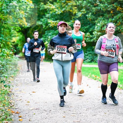 12.10.2025 - Bramfelder Halbmarathon 2025 Dr. Thomas Lammeyer http://msf.ph/oto/9359277 12.10.2025 11:07:35 Laufen 2719, 2200, 96, 440 meine-sportfotos.de