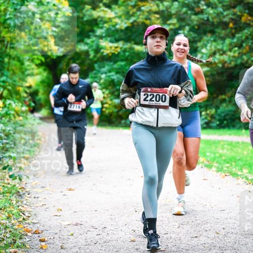 12.10.2025 - Bramfelder Halbmarathon 2025 Dr. Thomas Lammeyer http://msf.ph/oto/9359281 12.10.2025 11:07:36 Laufen 2719, 2200, 2440 meine-sportfotos.de